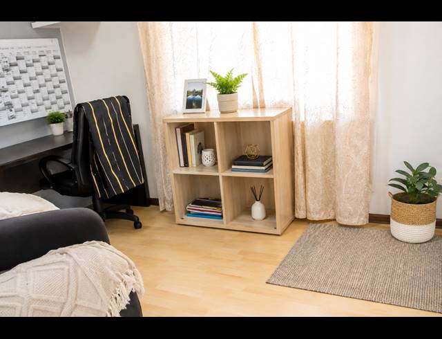3 BEDROOM FREEHOLD FOR SALE IN FARRARMERE